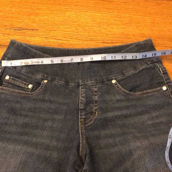 Jag Nora Skinny Jeans Size 8/31 pull up travel stretch casual comfortable - Picture 9 of 12